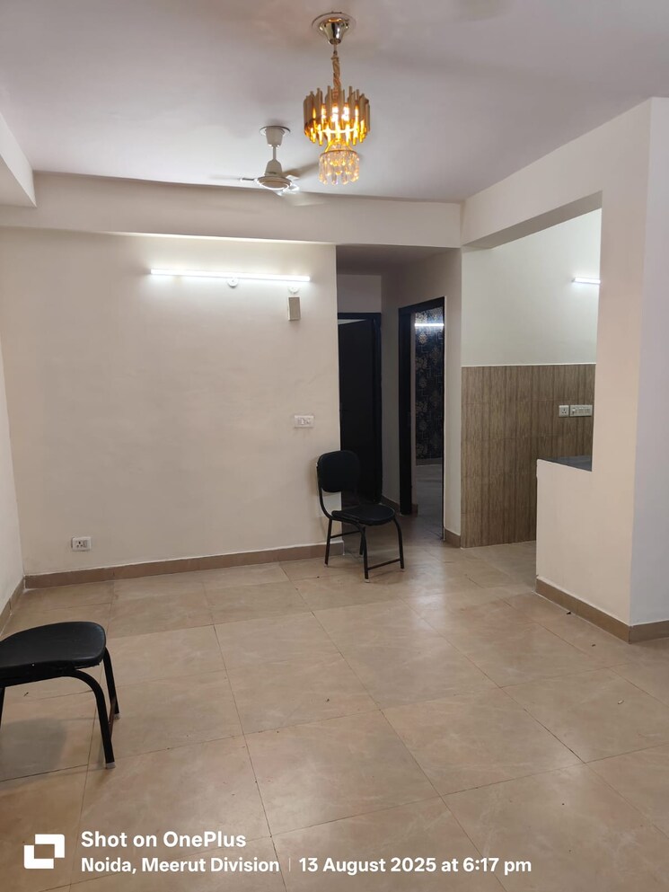 Room, gardenia-gateway 2.5 Bedroom 1265 Sq.Ft. Apartment In Sector 75 Noida 9109641