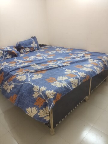 Bedroom in 2 BHK Apartment at OP Floridaa, Sector 82 – for Rent