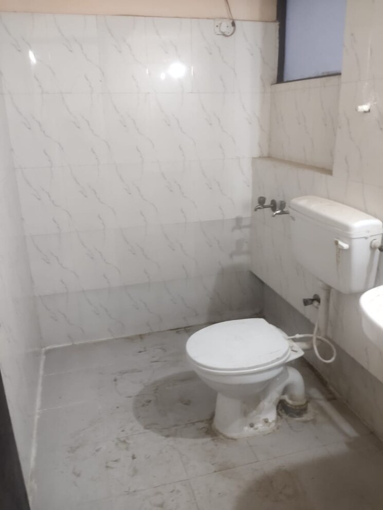 Bathroom, op-floridaa 2 Bedroom 476 Sq.Ft. Apartment In Sector 82 Faridabad 9109611