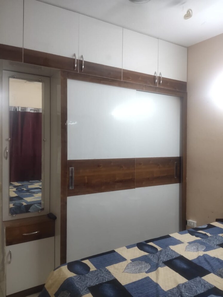 Room, op-floridaa 2 Bedroom 476 Sq.Ft. Apartment In Sector 82 Faridabad 9109611