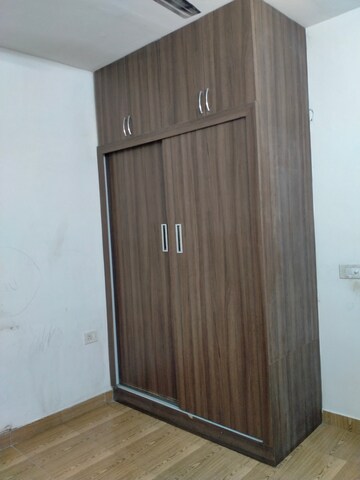 Furnished Amenities in 2 BHK Apartment at Tulip Lemon, Sector 69 – for Rent