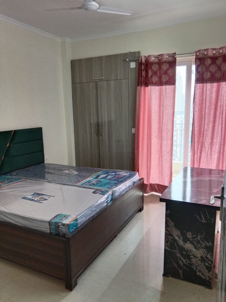 Bedroom, gardenia-golf-city 3 Bedroom 1350 Sq.Ft. Apartment In Sector 75 Noida 9109668