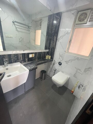 Team Area in 3.5 BHK Apartment at Cenced Apartment Pali Hill, Pali Hill – for Sale