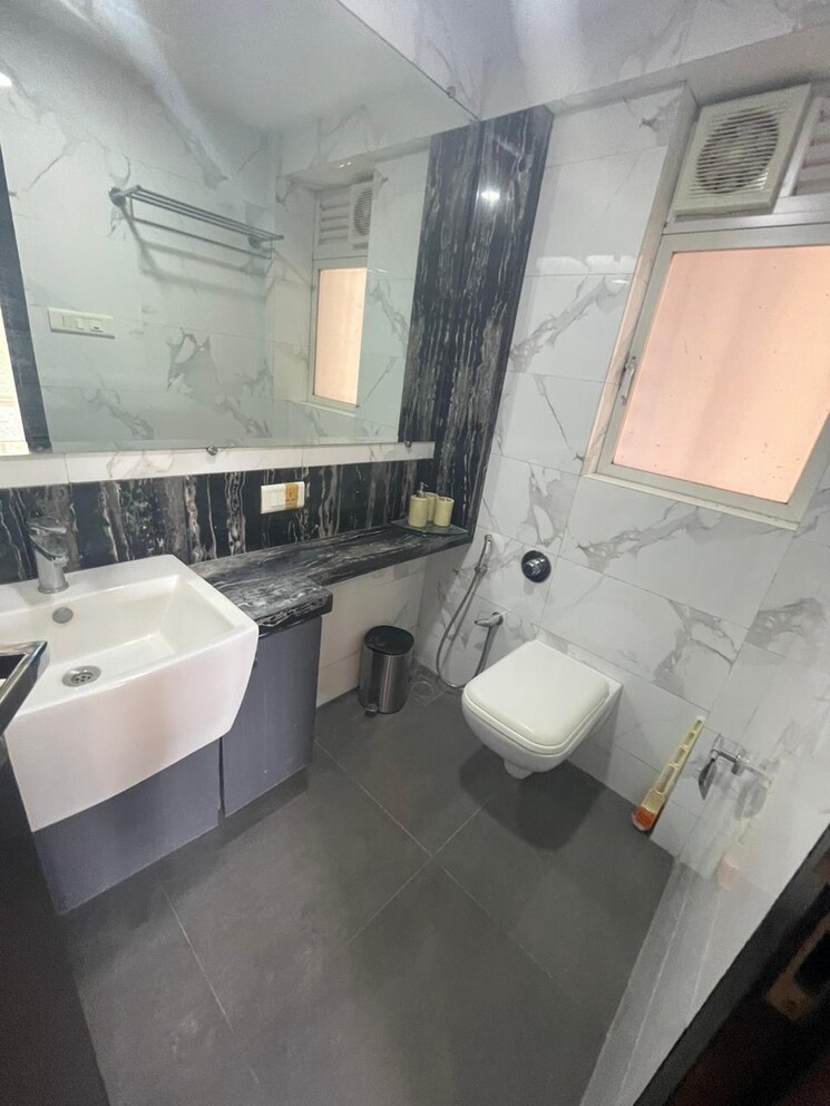 Team Area, cenced-apartment-pali-hill 3.5 Bedroom 1650 Sq.Ft. Apartment In Pali Hill Mumbai 9109675