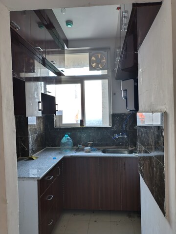 Furnished Amenities in 2.5 BHK Apartment at Amrapali Riverview, Amrapali Leisure Valley – for Rent