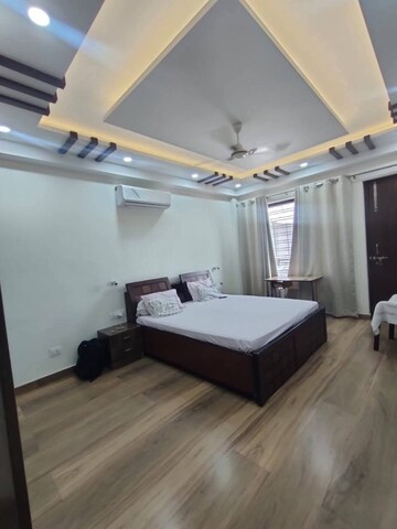 Team Area in 2 BHK Builder Floor at Freedom Fighters Enclave – for Rent