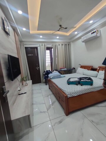 Team Area in 2 BHK Builder Floor at Freedom Fighters Enclave – for Rent