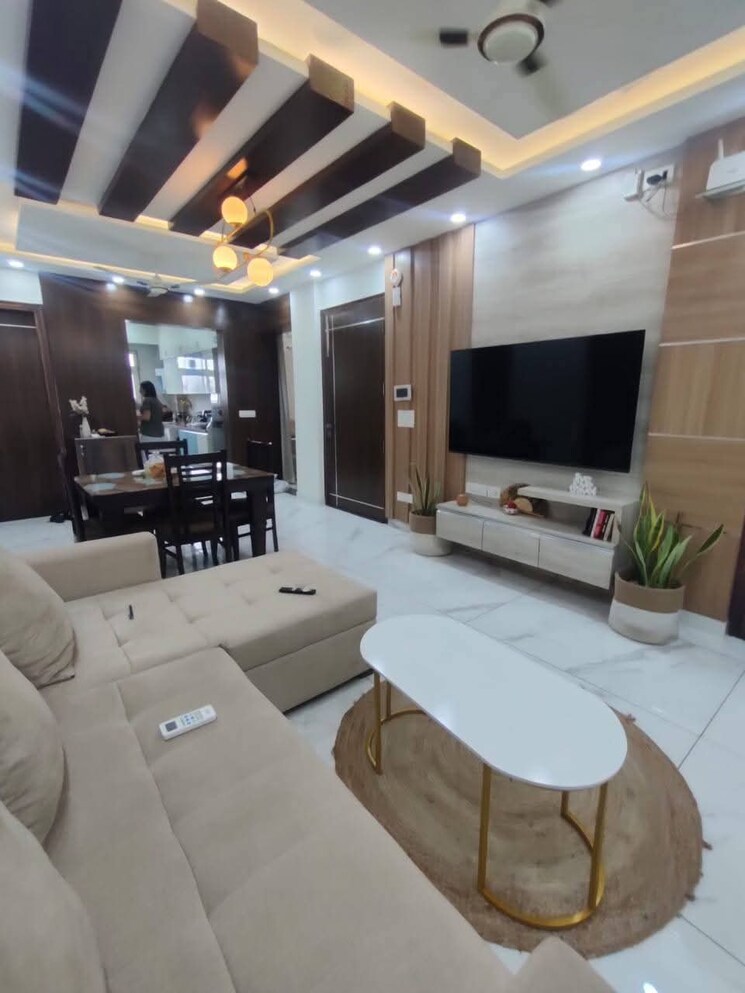 Team Area, freedom fighters enclave 2 Bedroom 900 Sq.Ft. Builder Floor In Freedom Fighters Enclave Delhi 9109730