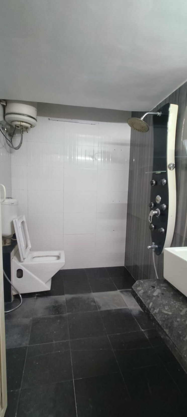 Bathroom, harikunj-enclave 3 Bedroom 880 Sq.Ft. Apartment In Naupada Thane 9109724