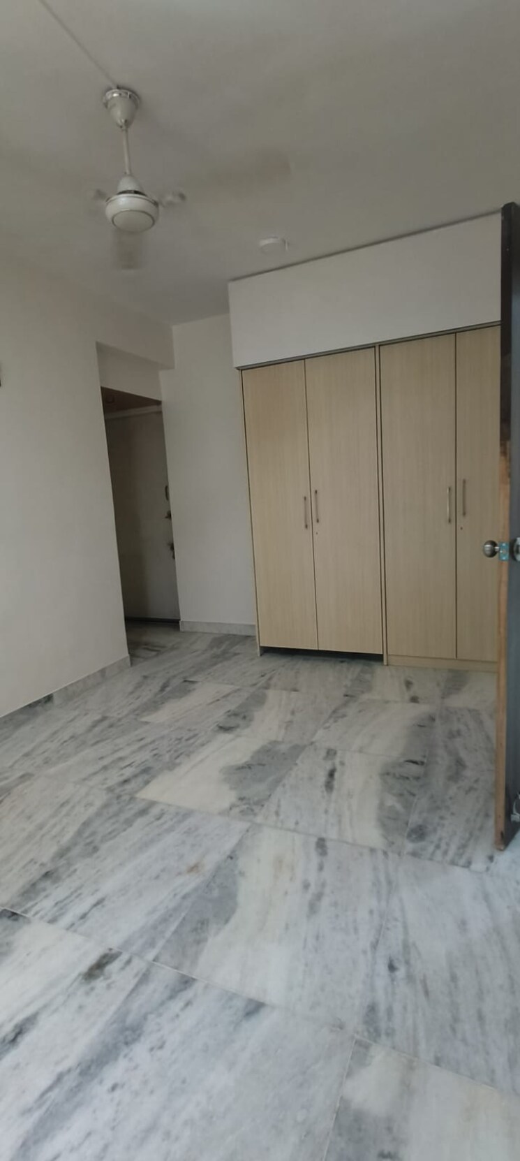 Room, harikunj-enclave 3 Bedroom 880 Sq.Ft. Apartment In Naupada Thane 9109724