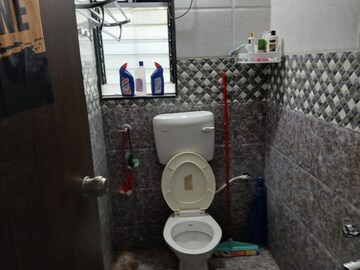 Bathroom in 1 BHK Apartment at Koregaon Park Annexe – for Rent