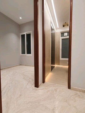 Room in 5 BHK Apartment at Goodwill Wisteria, Vashi Sector 19d – for Sale