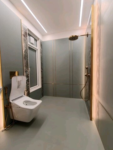 Building Lobby in 5 BHK Apartment at Goodwill Wisteria, Vashi Sector 19d – for Sale