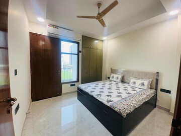 Bedroom in 3 BHK Builder Floor at Puri Kohinoor, Sector 89 – for Rent