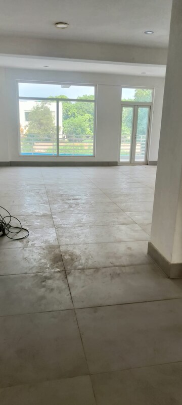 Room in  Office Space at Vasant Kunj – for Rent