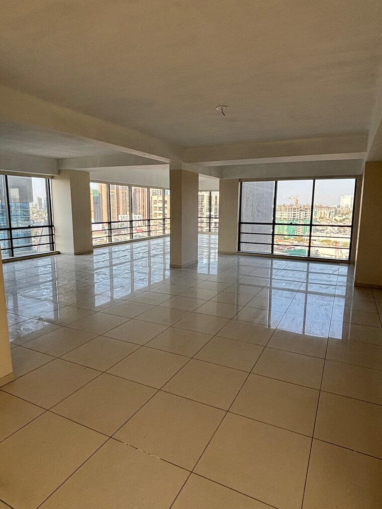 Room, satyamev-luxor Commercial Office Space 2622 Sq.Ft. In Ambli Ahmedabad 9109851