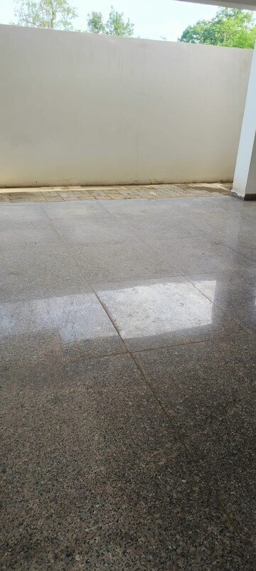 Room in 2.5 BHK Independent House at Dera Mandi – for Rent