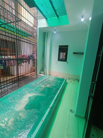 Swimming Pool in 3 BHK Villa at Sector 56 – for Rent