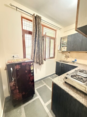 Kitchen in 1 BHK Independent House at Chattarpur – for Rent