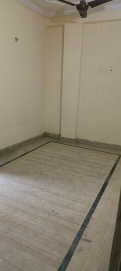 2 BHK Builder Floor For Sale in Chattarpur