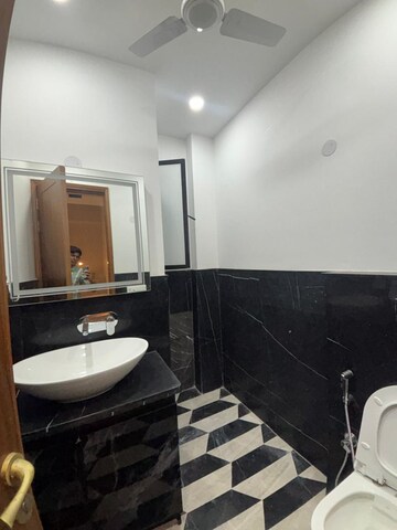 Attached Bathroom in 4 BHK Penthouse at South Extension ii – for Rent