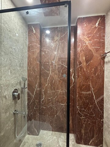 Furnished Amenities in 4 BHK Penthouse at South Extension ii – for Rent