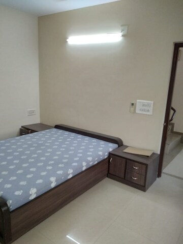 Bedroom in 3 BHK Villa at Shyamal – for Rent