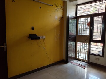 Room in 2 BHK Builder Floor at Mahalaxmi Plaza Vaishali, Vaishali Sector 3 – for Sale