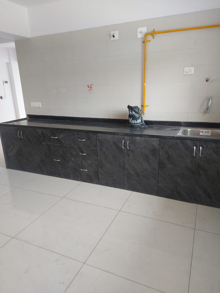 Kitchen, navrangpura 3 Bedroom 2100 Sq.Ft. Apartment In Navrangpura Ahmedabad 9109961