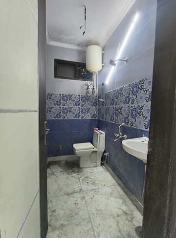 Bathroom in 2 BHK Builder Floor at Govindpuri – for Rent