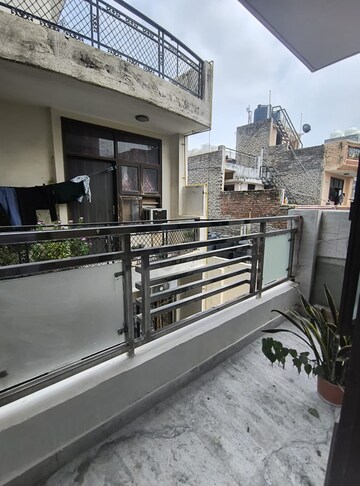 Balcony in 2 BHK Builder Floor at Govindpuri – for Rent