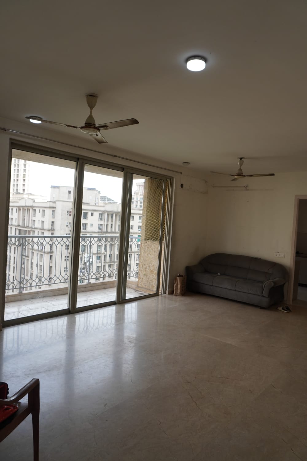 3 BHK + Study Room Apartment For Rent in Hiranandani Estate