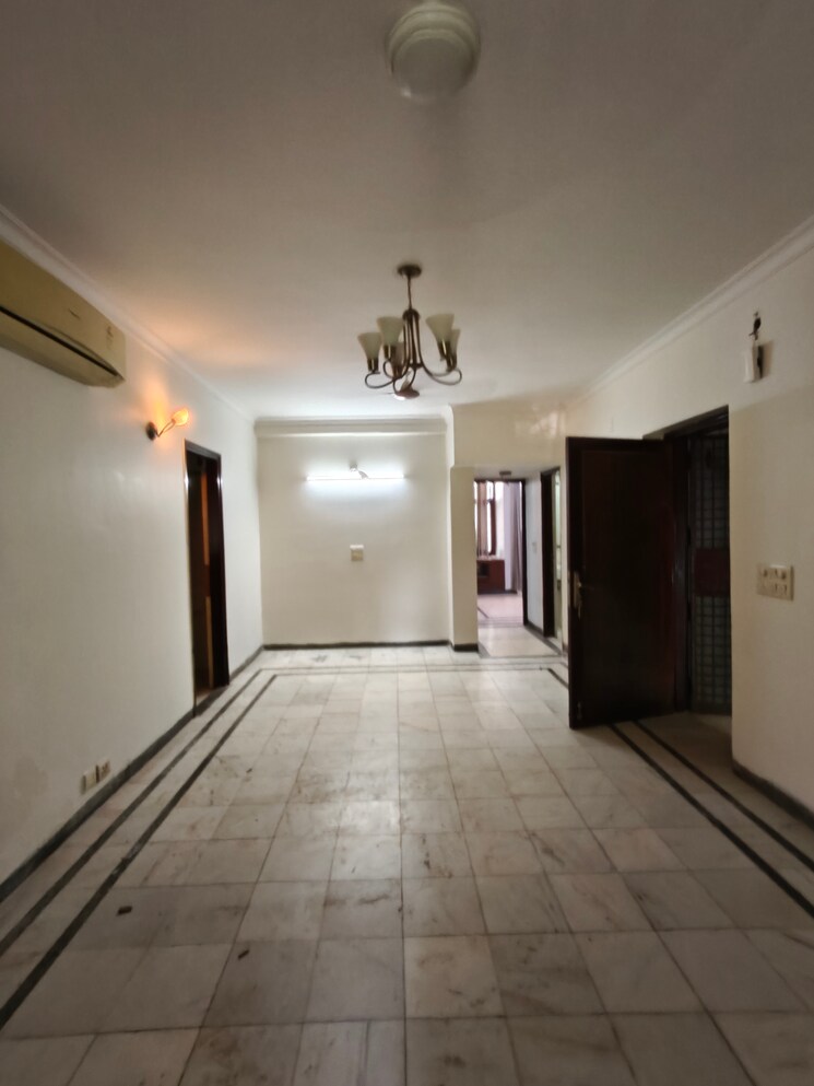 undefined, super-mart-1 2.5 Bedroom 220 Sq.Yd. Independent House In Sector 27 Gurgaon 9109986