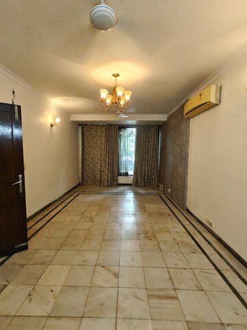 2.5 BHK Independent House For Rent in Super Mart 1, Sector 27