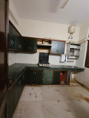 Kitchen in 2 BHK Builder Floor at Ansal Sushant Lok I, Sector 43 – for Rent