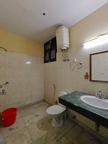 Bathroom in 2 BHK Builder Floor at Ansal Sushant Lok I, Sector 43 – for Rent
