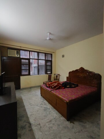 Bedroom in 2 BHK Builder Floor at Ansal Sushant Lok I, Sector 43 – for Rent