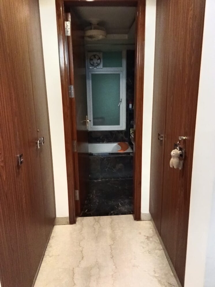 Room, greater kailash i 3 Bedroom 2500 Sq.Ft. Builder Floor In Greater Kailash I Delhi 9110006