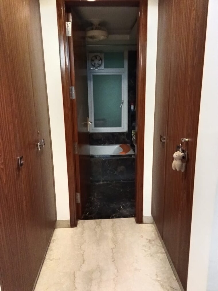 Room, greater kailash i 3 Bedroom 2500 Sq.Ft. Builder Floor In Greater Kailash I Delhi 9110006