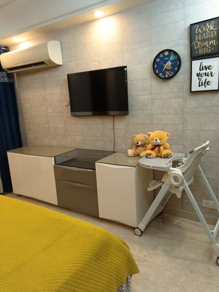 Team Area, greater kailash i 3 Bedroom 2500 Sq.Ft. Builder Floor In Greater Kailash I Delhi 9110006