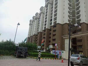 3.5 BHK Apartment – Exterior View View at Eros Sampoornam, Sector 2 Greater Noida - for Sale