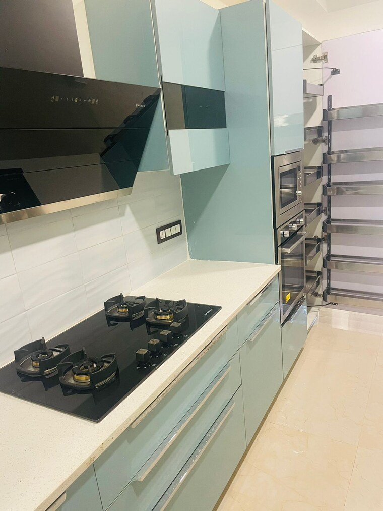 Team Area, shalimar bagh 3 Bedroom 1000 Sq.Ft. Builder Floor In Shalimar Bagh Delhi 9110010