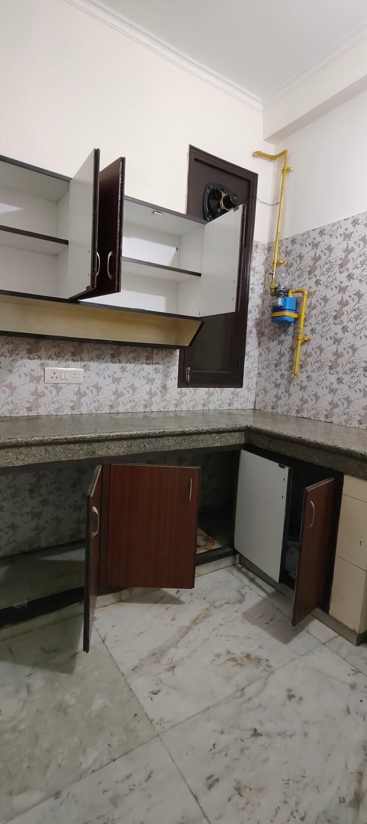 Kitchen, chattarpur 3 Bedroom 1300 Sq.Ft. Builder Floor In Chattarpur Delhi 9110033