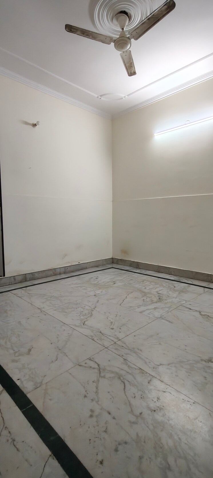 Room, chattarpur 3 Bedroom 1300 Sq.Ft. Builder Floor In Chattarpur Delhi 9110033