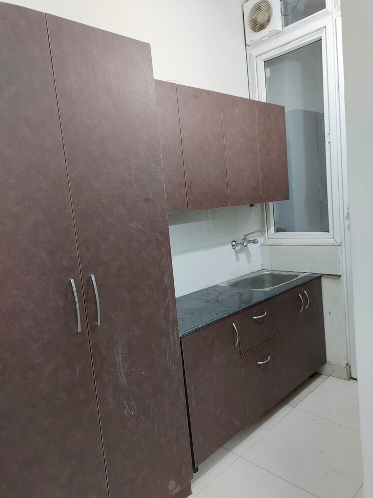 Bathroom, vipul-world-floors 1 RK 400 Sq.Ft. Builder Floor In Sector 48 Gurgaon 9110042