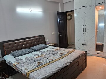 Master Bedroom in 3 BHK Builder Floor at Uppal Southend, Sector 49 – for Rent