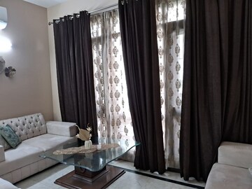 Living Room in 3 BHK Builder Floor at Uppal Southend, Sector 49 – for Rent
