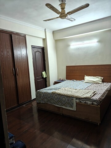  Pg For Rent in Sector 75
