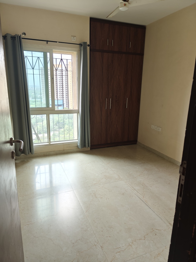 2 BHK Apartment For Rent in Dosti West County Phase 2 Dosti Cedar, Balkum Pada