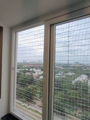 Room in 4 BHK Apartment at Hill Ridge Springs, Gachibowli – for Rent